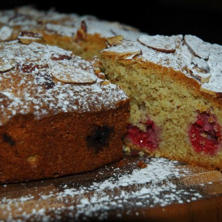 Raspberry and Almond Cake